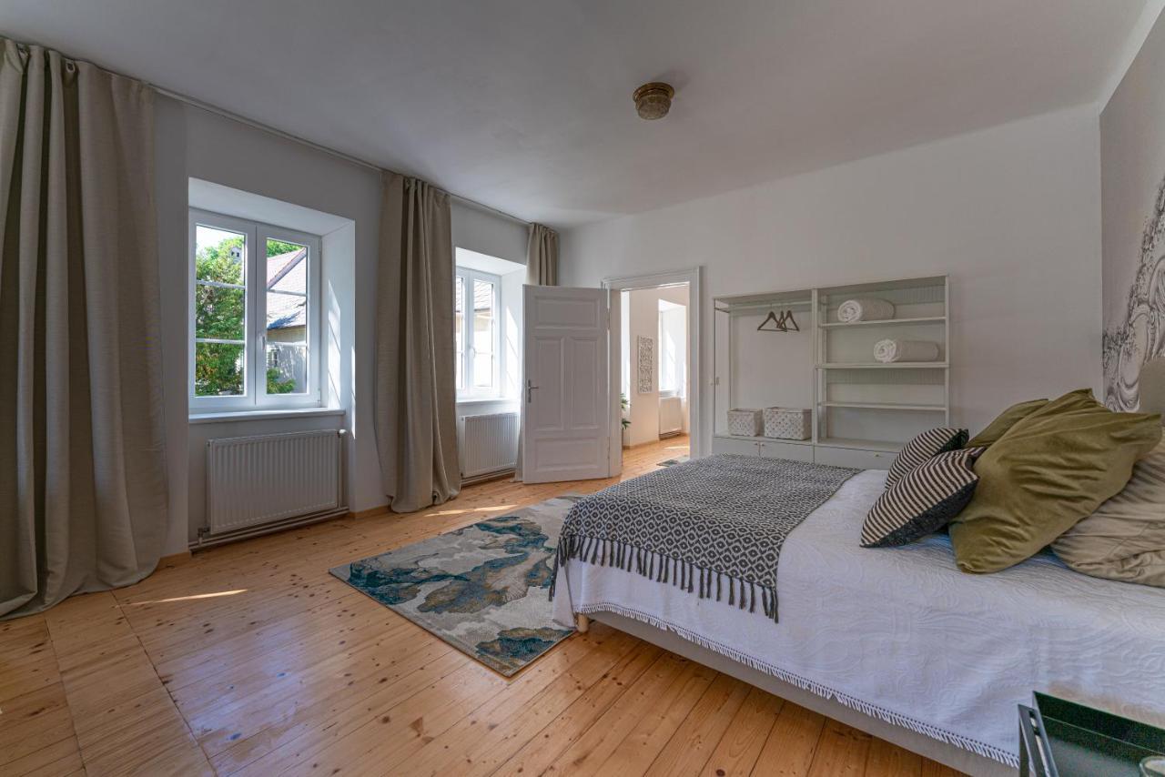 Ferienwohnung Kaiserliches Wohnen im Alten K&K Postamt EG Persenbeug Exterior foto